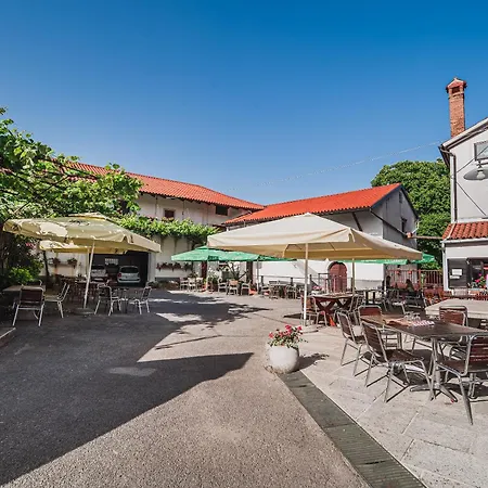 Muha Appartement Lipica